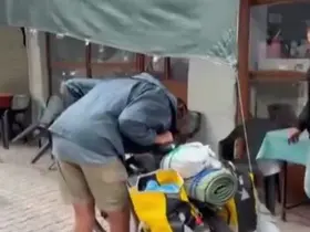 Bisikletli Fransız gezgine vatandaşlardan yardım eli
