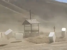 Bitlis’te fırtına etkili oldu
