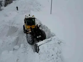 Bitlis’te köy yollarında karla mücadele çalışması
