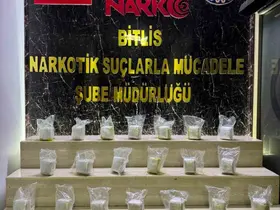 Bitlis’te yakıt deposuna gizlenen 15 kilo esrar ele geçirildi
