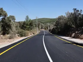Bodrum Çamlık Mahallesi’nin yolları yenilendi
