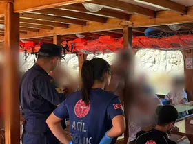 Bodrum’da gezi teknesinde rahatsızlanan vatandaşa tıbbi tahliye
