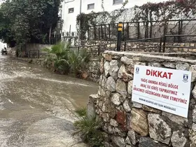 Bodrum’u sağanak yağış vurdu
