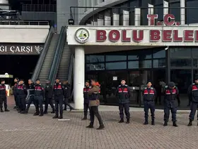 Bolu Belediyesi didik didik aranıyor: 3 kişi hakkında daha gözaltı kararı verildi
