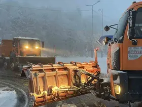 Bolu Dağı geçişinde kar ve hafif sis etkili oluyor
