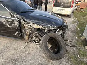Bolu’da lüks otomobil ile cip çarpıştı: 4 yaralı
