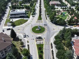 Bolu’da trafik güvenliği için yol çizgileri yenileniyor
