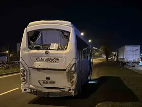 Bolu’da üç servis midibüsü çarpıştı: 11 yaralı

