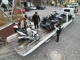 Bolvadin’de polis ekipleri denetimi elden bırakmıyor

