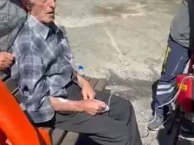 Borçka’da sel nedeniyle yolu kapanan köydeki hasta helikopterle hastaneye sevk edildi
