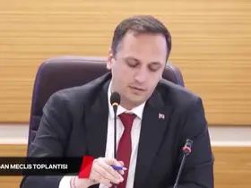 Bornova Belediye Meclisi’nde ’sevgili kontenjanı’ gerginliği
