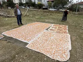 Boyabat’ta kış hazırlıkları başladı: Tarhana mesaisi
