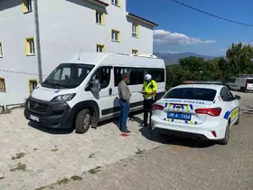 Bozdoğan emniyeti öğrencilerin güvenliği için sahada
