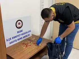 Bulduğu 6,5 milyonluk altın dolu çantayı polise teslim etti
