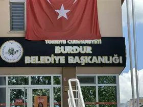 Burdur Belediyesi’ne yönelik soruşturmada ’görevi kötüye kullanma’ suçundan 51 sanık hakkında hazırlanan iddianame kabul edildi
