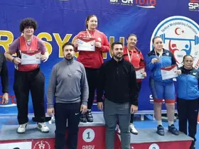 Burdurlu genç halterci, Türkiye ikincisi oldu
