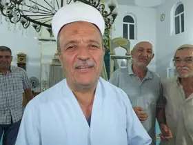 Burhaniye de imam dayanışması devam ediyor
