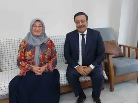 Burhaniye Kaymakamı Atilla, şehit ailesini ziyaret etti
