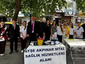 Burhaniye’de genç sağlıkçılar mesleklerini tanıttılar
