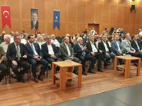 Bursa Artvin Vakfı’nda Demirci güven tazeledi
