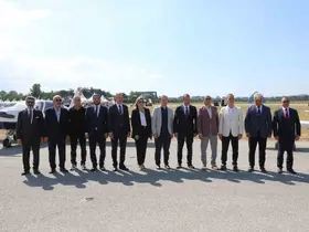Bursa’da 30 Ağustos coşkusu gökyüzüne taşındı

