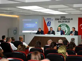 Bursa’da esnaflar vergi borçlarında düşük faizli ödeme ve taksitle ilgili bilgilendirildi
