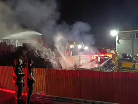 Bursa’da geri dönüşüm tesisinde yangın: 1 itfaiye eri ağır yaralandı
