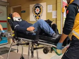 Bursa’da hafif ticari araç tırla çarpıştı: 2 yaralı
