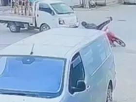 Bursa’da kamyonet ile motosiklet çarpıştı: 1 yaralı
