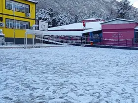 Bursa’da kar yağışı eğitimi de etkiledi

