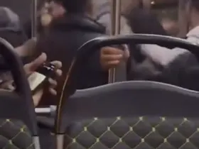 Bursa’da otobüste yumruk yumruğa kavga kamerada

