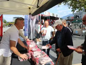 Bursa’da zafer coşkusu ay yıldız ile taçlandı
