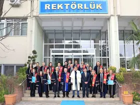 BUÜ’de profesörlük belgeleri törenle takdim edildi
