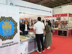 Büyükşehir Belediyesi, Kitap Fuarında kenti tanıtıyor
