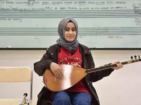 Büyükşehir Belediyesi’nin ücretsiz YKS kursları Rabia’yı hayaline kavuşturdu
