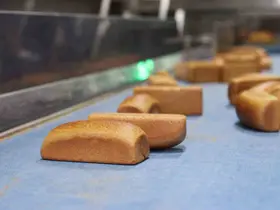 Büyükşehir ile üretici de tüketici de memnun
