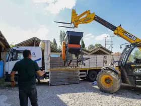 Büyükşehir’den üreticiye yem ezme makinesi desteği
