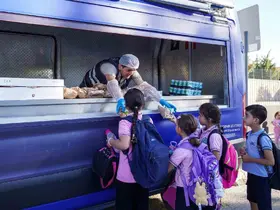 Büyükşehir’den yeni eğitim döneminde beslenme desteği
