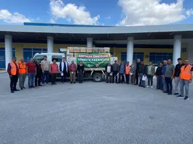 Büyükşehir’in arı kovanı destekleri devam ediyor
