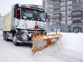 Büyükşehir’in kar timleri 7/24 sahada
