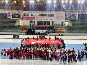 Buzda 30 Ağustos coşkusunu yaşadılar
