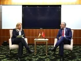 Çalışma ve Sosyal Güvenlik Bakanı Işıkhan, Alman mevkidaşı Bas ile görüştü