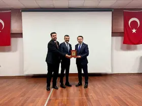Camiler ve Din Görevlileri Haftasında Başkan Seydaoğlu’na plaket
