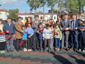 Çamköy İlkokulu yeni oyun alanına kavuştu
