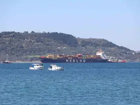 Çanakkale Boğazı’nda konteyner gemisi makine arızası yaptı
