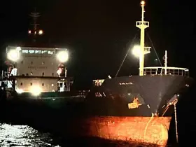 Çanakkale Boğazı’ndan geçen kuru yük gemisi makine arızası yaptı
