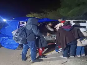 Çanakkale’de 77 kaçak göçmen yakalandı, 2 organizatör tutuklandı
