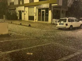 Çanakkale’de dolu yağışı etkili oldu
