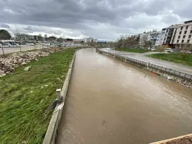 Çanakkale’de taşan Kocabaş Çayı normale döndü
