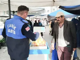 Canik’te semt pazarlarına yakın takip
